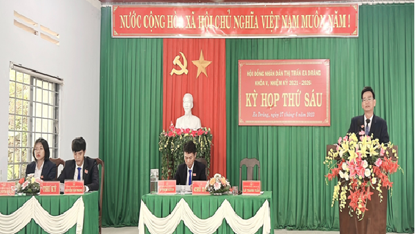 HĐND thị trấn Ea Drăng khoá V tổ chức thành công kỳ họp thứ 6, nhiệm kỳ 2021 - 2026